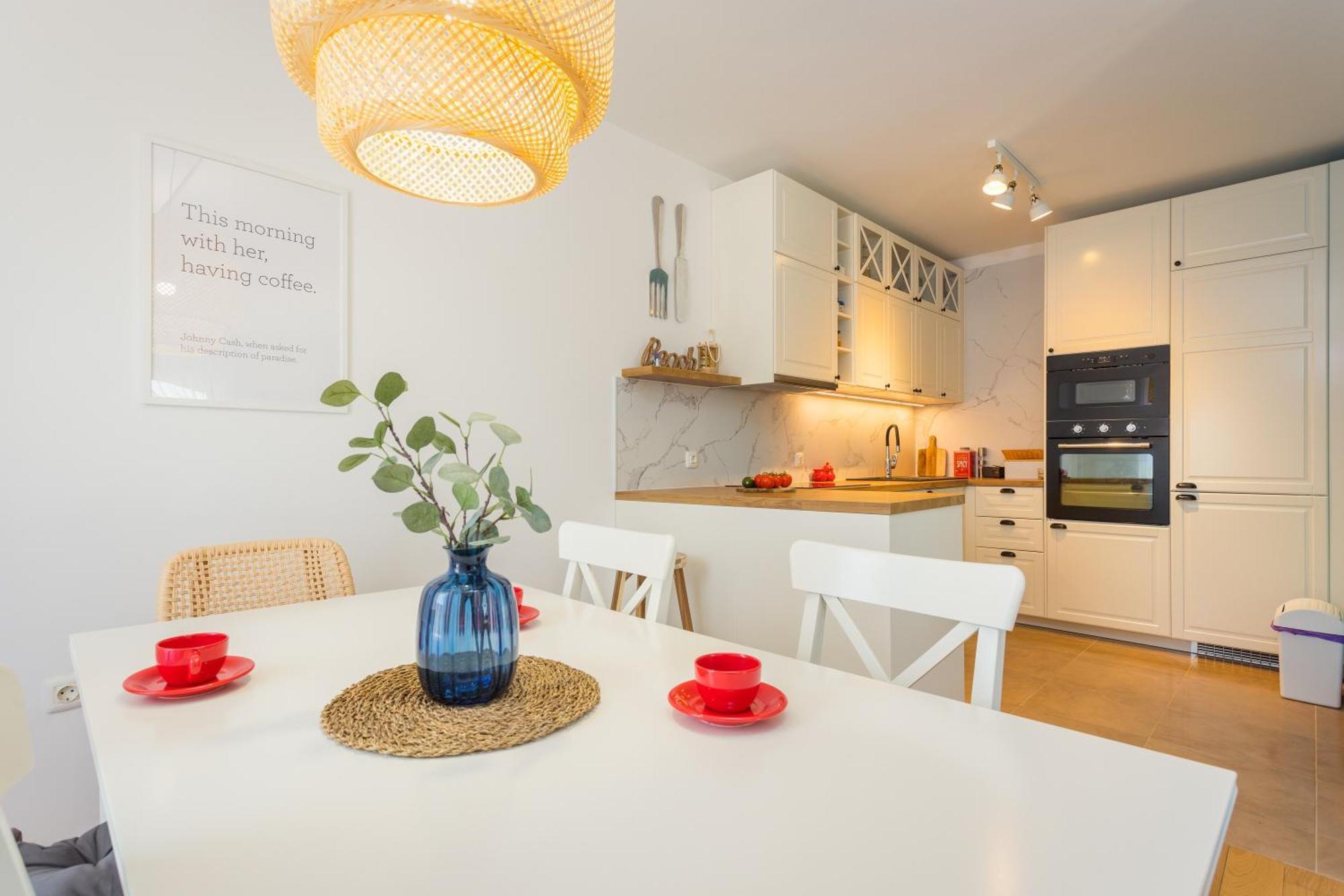 Apartments Cesare With Shared Pool Ližnjan الغرفة الصورة