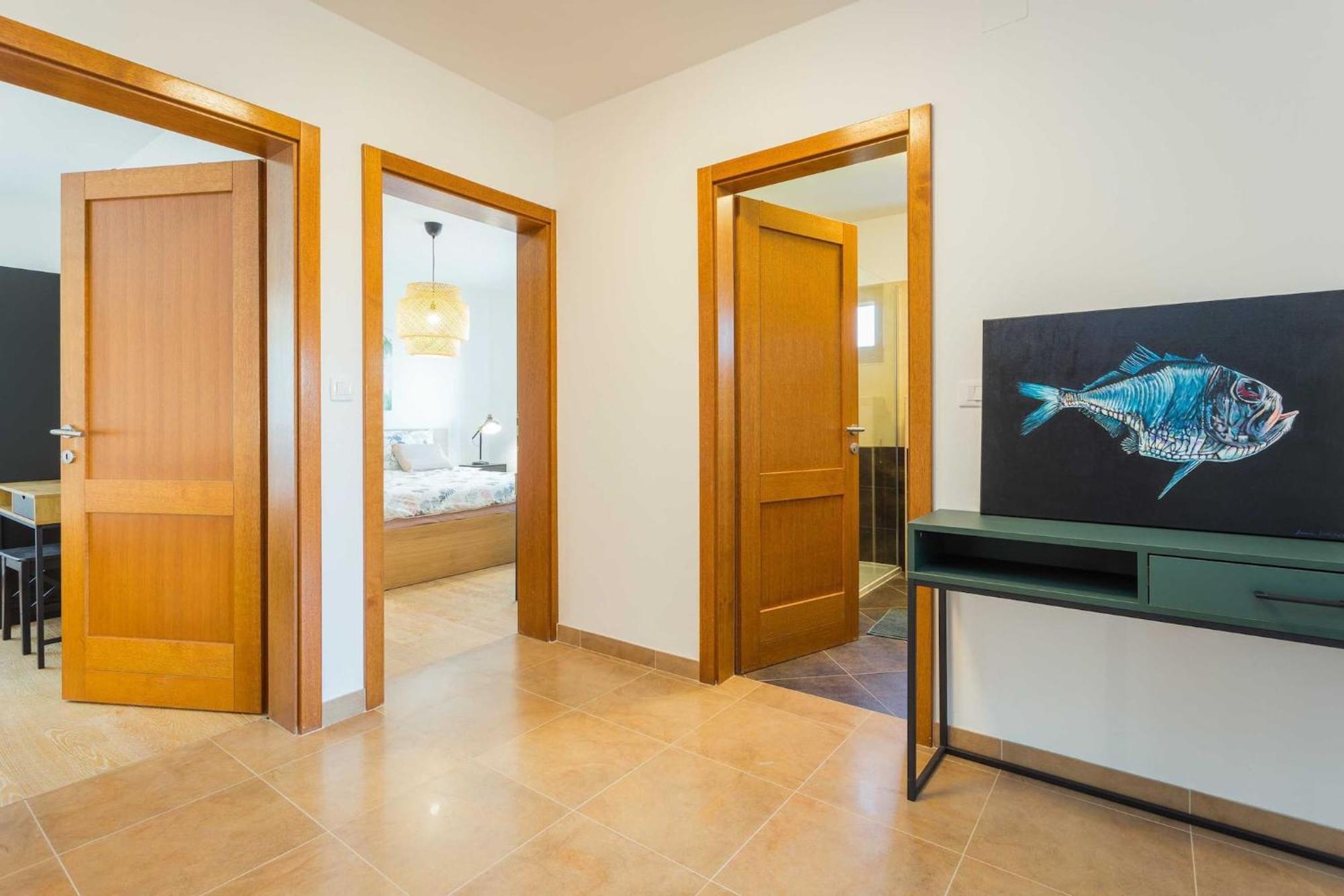 Apartments Cesare With Shared Pool Ližnjan المظهر الخارجي الصورة